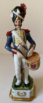 porcelaine, militaire, statue antique, Enlèvement ou Envoi, Comme neuf, Porcelaine, Statue(s)
