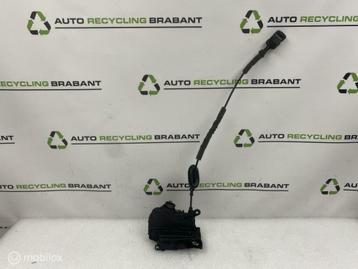 Slotmechanisme Rechts Voor Renault Twingo 3 ORIG 805020355R beschikbaar voor biedingen