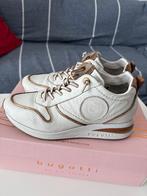 Baskets Bugatti, Vêtements | Femmes, Chaussures, Enlèvement ou Envoi, Sneakers et Baskets, Bugatti, Porté