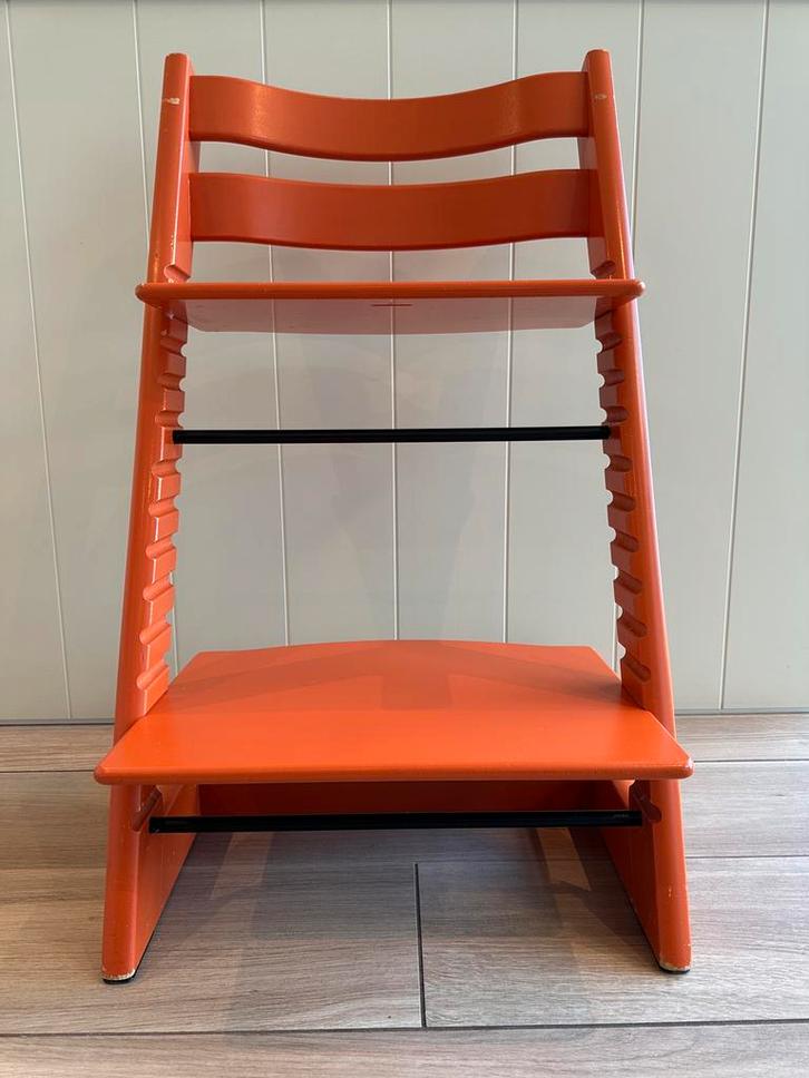 Stokke Tripp Trapp stoel – Terracotta, Enfants & Bébés, Chaises pour enfants, Comme neuf, Chaise évolutive, Coulissant, Enlèvement
