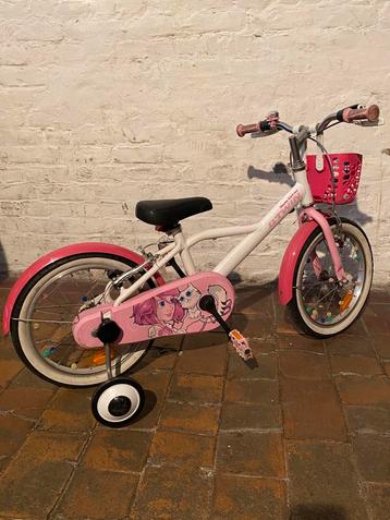 BTWIN DOCTO GIRL 500 16 inch fiets met wielen. beschikbaar voor biedingen