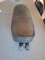 Zadel 2.5 L of 3L dax, Fietsen en Brommers, Ophalen, Gebruikt, Zadel, Honda dax monkey skyteam
