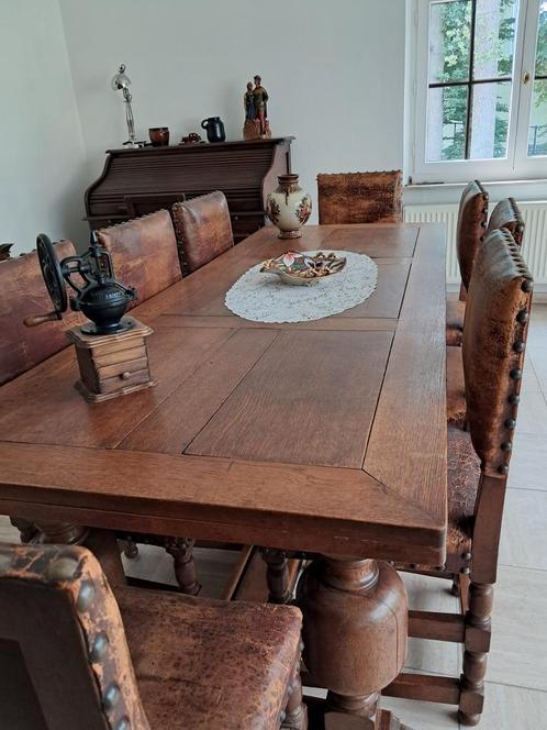 Tafels en stoelen en kasten, Antiek en Kunst, Antiek | Meubels | Tafels, Ophalen