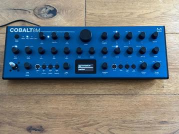 MODAL ELECTRONICS COBALT 8M + DECKSAVER beschikbaar voor biedingen