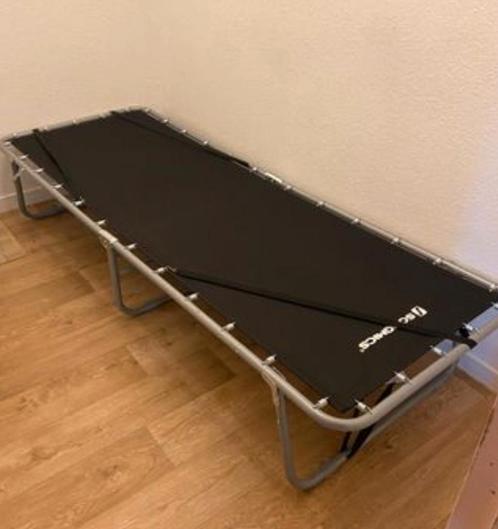 Lit d'appoint/lit de camp & matelas portables, Huis en Inrichting, Slaapkamer | Slaapbanken, Zo goed als nieuw, Zwart, Ophalen