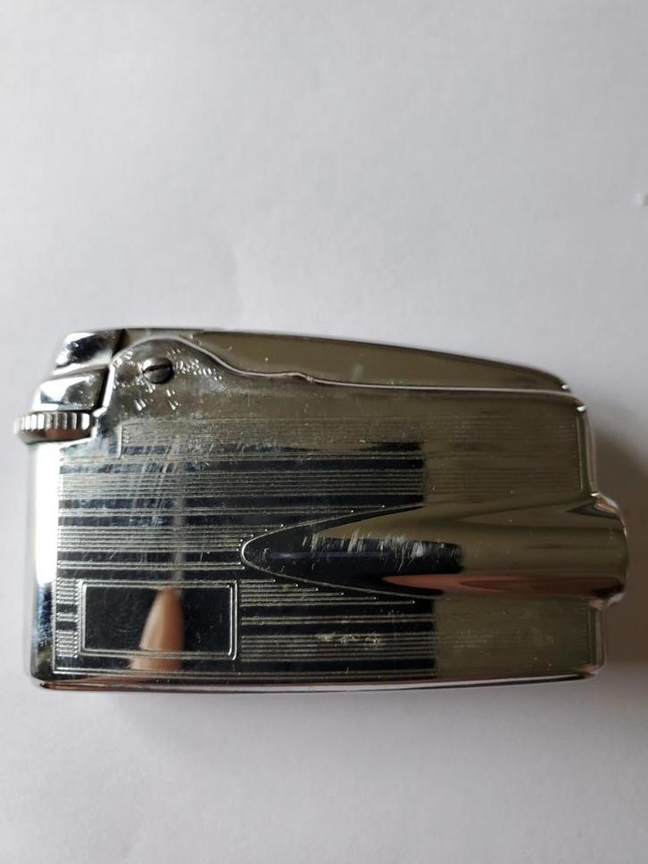 Briquet Ronson Varaflame 1957, Jet, gainé de cuir., Collections, Articles de fumeurs, Briquets & Boîtes d'allumettes, Utilisé