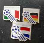 Lot pins voetbal WK USA 1994 NL Italië Duitsland, Verzamelen, Speldjes, Pins en Buttons, Sport, Ophalen of Verzenden, Speldje of Pin