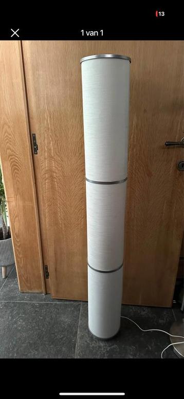 Staande lamp. Vloerlamp. Sfeerlamp. 2 verschillende modellen beschikbaar voor biedingen