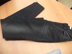 jeans noirs de VERO MODA, Vêtements | Femmes, Jeans, Comme neuf, Noir, W28 - W29 (confection 36), Enlèvement ou Envoi