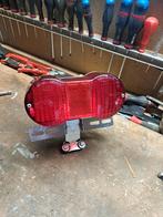 Feu arrière Suzuki, Vélos & Vélomoteurs, Pièces de cyclomoteur | Oldtimers & Ancêtres, Envoi, Comme neuf, Autres marques