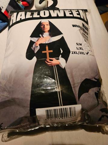 Nonnenklooster kostuum maat 2xl/3xl als nieuw beschikbaar voor biedingen