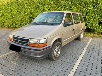 Voiture vintage Chrysler Voyager unique:)., Autos, Achat, Boîte manuelle, Particulier, Voyager