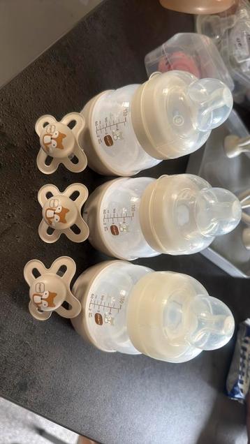 Mam anti colic 3 fles + 3 speen (nooit gebruikt) beschikbaar voor biedingen