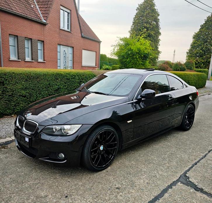 BMW 335i M-pakket 139 km, Auto's, BMW, Particulier, 3 Reeks, ABS, Airbags, Airconditioning, Alarm, Bluetooth, Boordcomputer, Centrale vergrendeling
