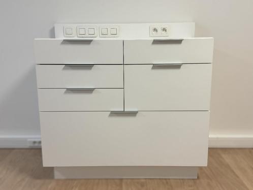werkunit met laden en weggewerkte electriciteitsvoorziening, Diversen, Braces, Zo goed als nieuw, Ophalen