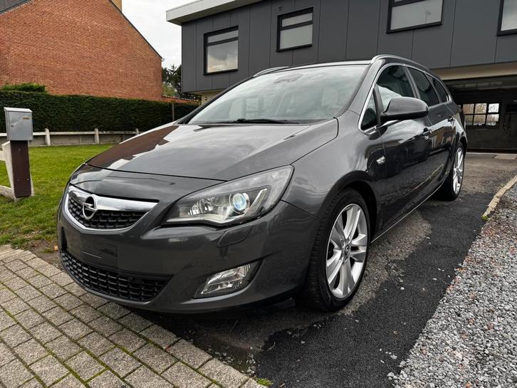 Opel Astra - COSMO - EURO 5 - NAVI - LEDER -, Auto's, Opel, Particulier, Astra, Regensensor, Diesel, Euro 5, Break, Leder, Ophalen