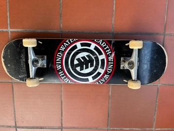[NIEUWPRIJS €160] Skateboard ELEMENT - Junior/Adult beschikbaar voor biedingen