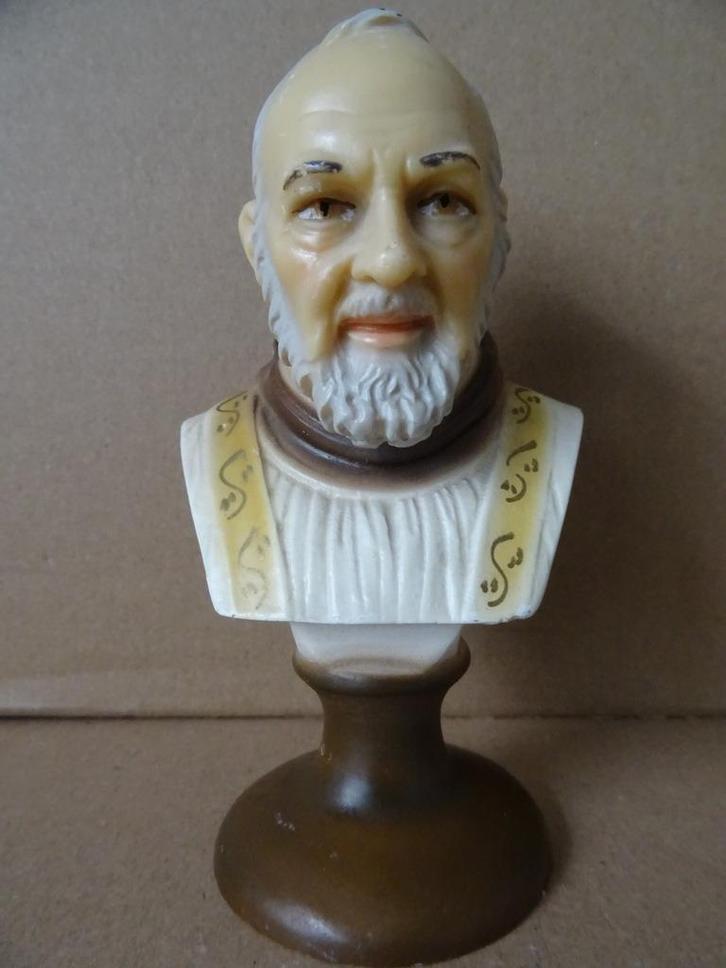 Beeld Pater Pio beeldje Heilige pater Pio Padre Pio 13cm, Verzamelen, Religie, Zo goed als nieuw, Christendom | Katholiek, Beeld(je)