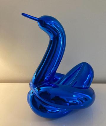 Zwanensculptuur naar kunstenaar Jeff Koons beschikbaar voor biedingen