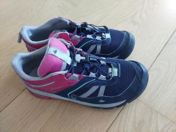 Chaussures pour filles taille 35 beschikbaar voor biedingen