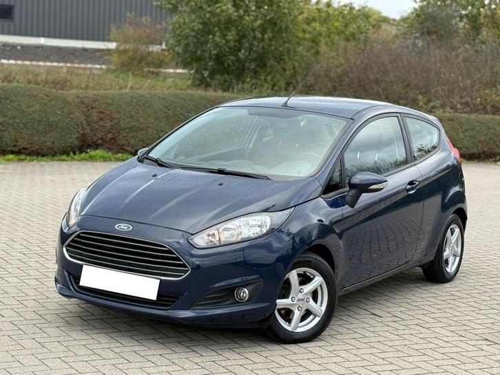 Ford Fiesta 1.0i EcoBoost Euro5B Prête à Immatriculé, Auto's, Ford, Bedrijf, Fiësta, ABS, Airbags, Airconditioning, Alarm, Boordcomputer