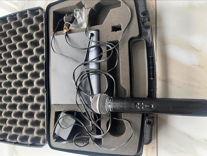 Micro Shure SM58, Muziek en Instrumenten, Microfoons, Zo goed als nieuw, Ophalen of Verzenden