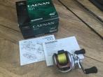 Shimano Caenan 101 baitcast reel.Nieuwstaat., Enlèvement ou Envoi, Moulinet