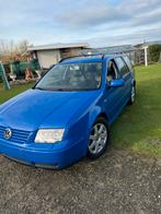 Vw bora 2l8 v6 92500km avec carnet complet, Bora, Blauw, Handgeschakeld, Particulier