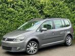 Volkswagen Touran 1.6 CR TDi DSG+7 PLACES+NAVI+TOIT OUVR+EUR, Auto's, Euro 5, Gebruikt, 4 cilinders, 7 zetels