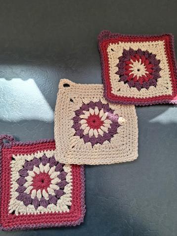Nieuw gehaakte pannenlappen granny square  beschikbaar voor biedingen