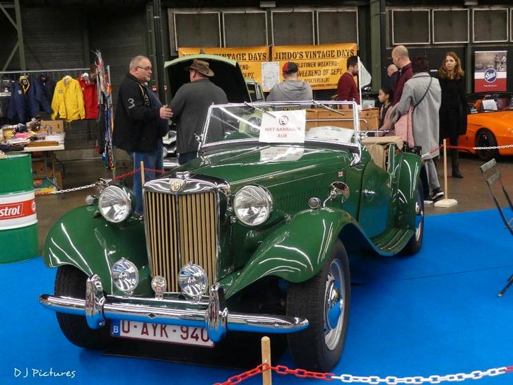 MTD 1951, Autos, Oldtimers & Ancêtres, Particulier, Bluetooth, MG, Essence, Cabriolet, 2 portes, Boîte manuelle, Vert, Beige, Cuir synthéthique