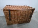 Robuuste Vintage Rieten Koffer, Ophalen, Gebruikt, Mand, Riet