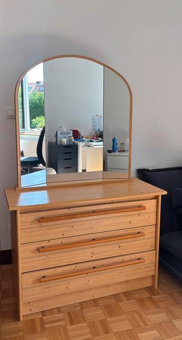 Commode - Coiffeuse, Enlèvement, Utilisé