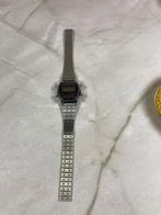 Montre digitale vintage Q&Q avec Alarm  en acier  inoxydable, Bijoux, Sacs & Beauté, Montres | Anciennes | Antiquités, Enlèvement ou Envoi