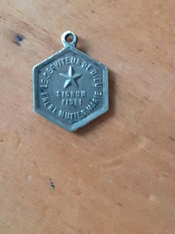 Antieke medaille LE SERVITEUR DE DIEU FRERE MUTIEN MARIE beschikbaar voor biedingen