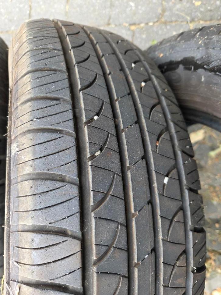 4 autobanden maat 205 65R14, Auto-onderdelen, Banden en Velgen, Band(en), Ophalen of Verzenden