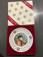Verzamel 4de vintage kerst bord, Ophalen of Verzenden, Zo goed als nieuw, Porselein, Bord of Schaal
