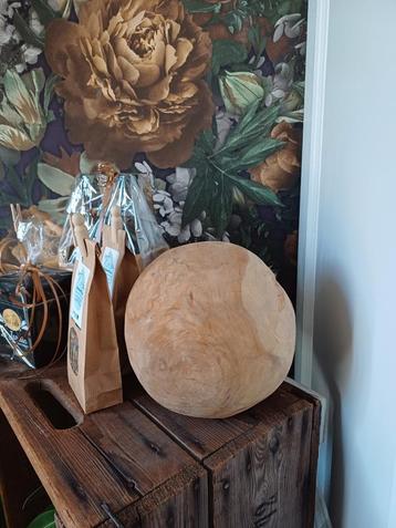 Teak decoratiebol  20cm en 30cm verkrijgbaar. beschikbaar voor biedingen
