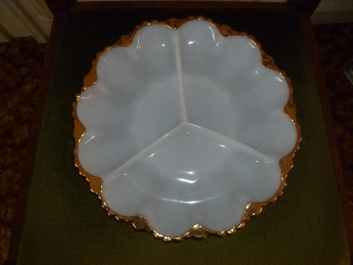 vintage aperitiefschaal met 3 vakken, Huis en Inrichting, Keuken | Servies, Zo goed als nieuw, Ophalen