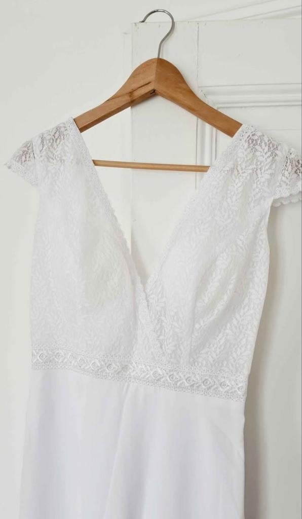 Trouwjurk in Boheemse stijl, Kleding | Dames, Trouwkleding en Trouwaccessoires, Ophalen