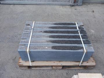 En stocks: Bordures en Pierre Bleue de Belgique, Neuf, Bordure, Moins de 25 cm, Pierre naturelle