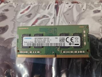 DIMM DDR4 4 GO, DDR4, Comme neuf, Enlèvement, Laptop