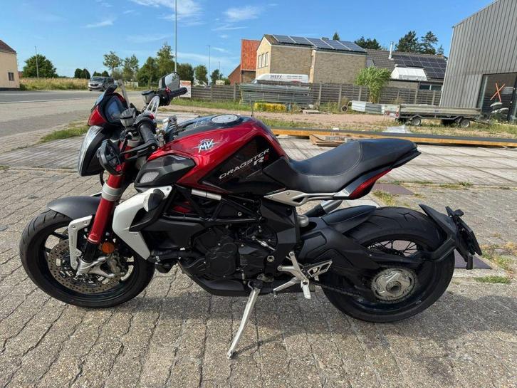 MV Agusta	Dragster 800RR, Motoren, Motoren | MV Agusta, Bedrijf, meer dan 35 kW, Ophalen of Verzenden