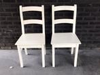 2 chaises robustes en chêne peint en blanc, Enlèvement