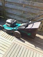 Grasmaaïer ZELFTREKKER  met Briggs en Stratton motor., Tuin en Terras, Grasmaaiers, Ophalen, Gebruikt