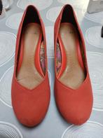 Rode pumps Clarks maat 41, Pumps, Ophalen of Verzenden, Zo goed als nieuw, Clarks