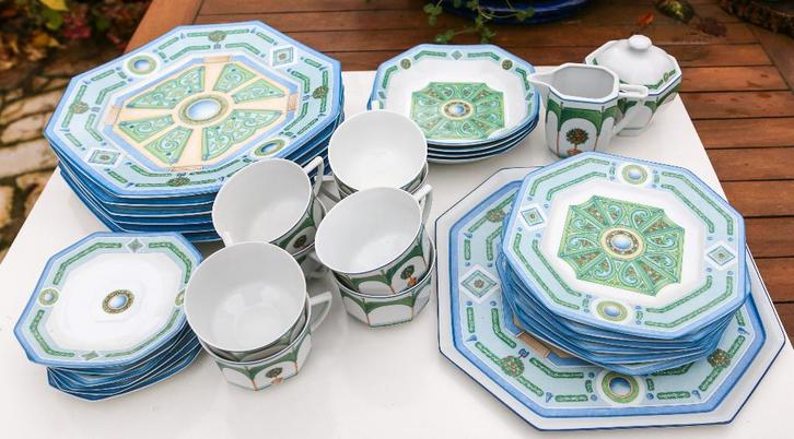 Magnifique service Jardin Royal Philippe Deshoulieres, Antiquités & Art, Antiquités | Services (vaisselle) pièces, Enlèvement