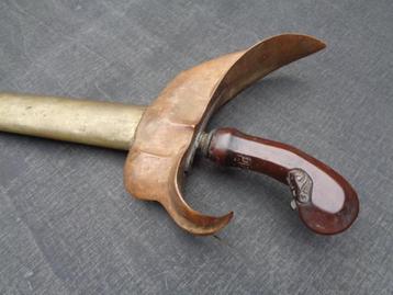 Kris met bijhorende schede , L = 48,5 cm. beschikbaar voor biedingen