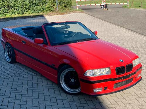 E36 320i Cabrio Hellrot 1994 ! !, Autos, BMW, Particulier, Série 3, Essence, Cabriolet, Boîte manuelle, Rouge, Noir, Cuir, Propulsion arrière