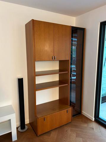 Hulsta Kast beschikbaar voor biedingen